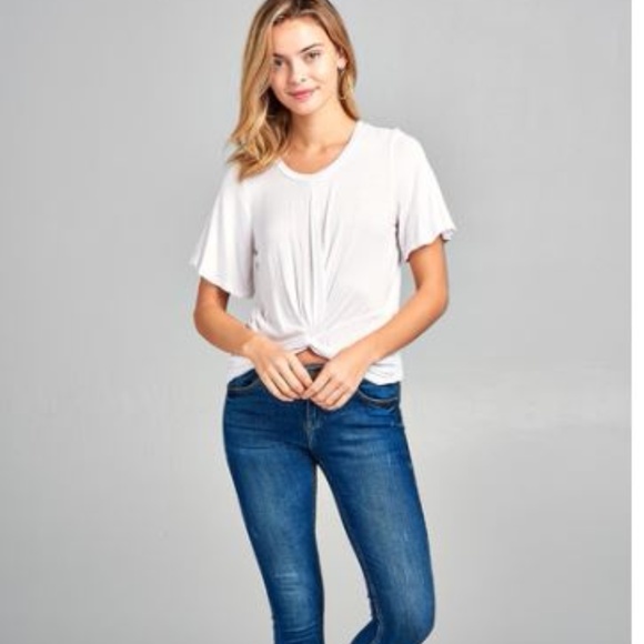 30% OFF BUNDLES Medium White Knit Short Sleeve Top - Picture 4 of 7